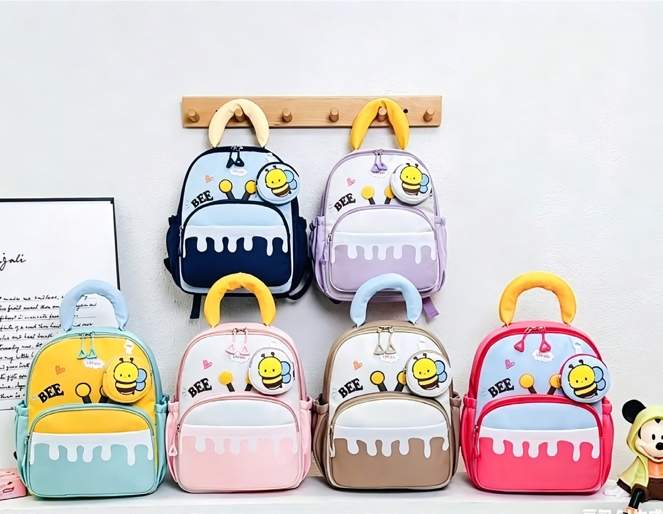 Mochila escolar modelo KB1539